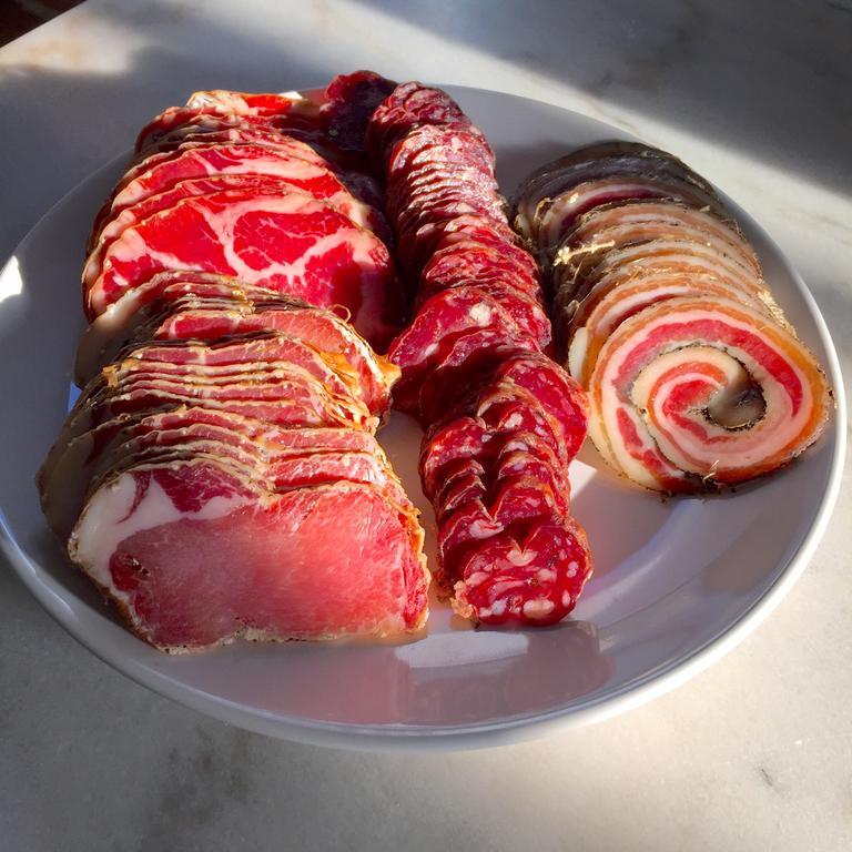 杰特皮特雷木屋酒店 Olivese 外观 照片
